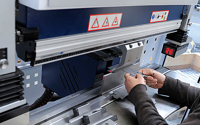 manufacturing press break trubend 7036 supports repetative weldments
